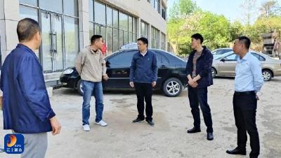 县住建局：积极回应群众诉求 用心用力协调推动