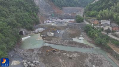 “五一”期间浇筑，通山黄荆口水库大坝主体建设进入快车道