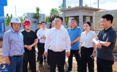 V视丨陈洪豪调研督导电子信息产业园建设时强调：一切围绕项目转 全力冲刺建设黄金期