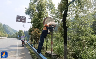 公路养护工人：平凡岗位上的不凡坚守