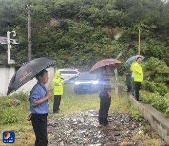 燕厦乡：闻“雨”而动 全力守护群众安全 