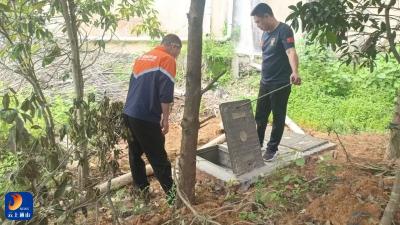 县住建局：污水外溢“堵”人心 及时处置“排”民忧