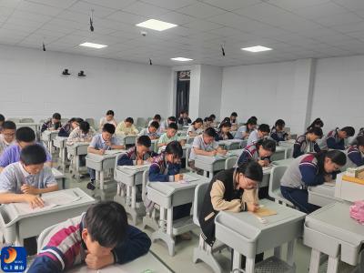 迎宾路小学：英语趣知大比拼，迎宾萌娃展锋芒