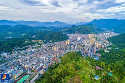 V视丨县住建局：攻坚二季度 助力县域经济稳中向好