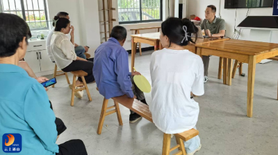 厦铺镇：开展“百场辅导进百站”心理健康教育宣讲活动