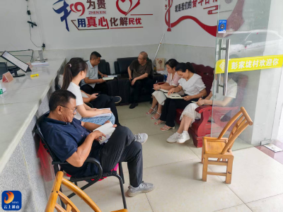 部署不过夜  脚步不停歇——九宫山镇开展防汛排险大巡查