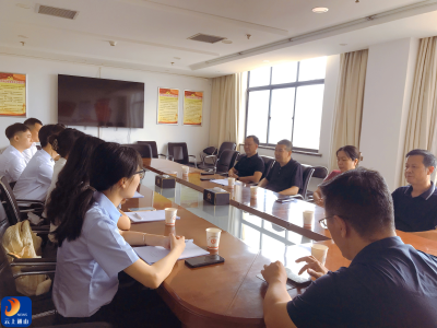 县人社局召开新进公务员座谈会 凝聚力量再启新程
