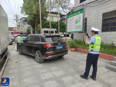治“堵”疏“乱”见实效，洪港镇街道焕新颜