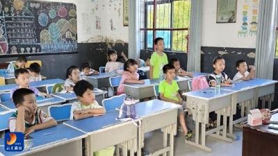 湖北科技学院星火支教团队：五年深耕育桃李 科学星火照山乡