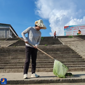 燕厦乡：干群联动勤打扫  碧水清波焕新貌 ‌