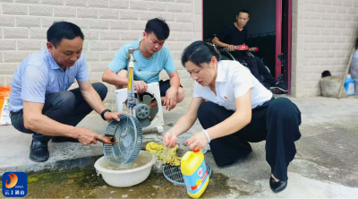 闯王镇苦竹林村：红星闪耀助残弱 赤忱奉献庆党生