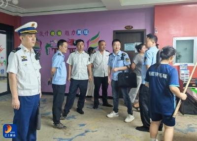 通山县消防救援大队：联合多部门开展消防安全夜查行动