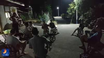 燕厦乡：屋场会话安全 筑牢防溺水、未成年人驾驶、电诈防火墙