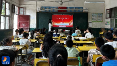 南林桥镇青垱村：红课润童心 军魂铸少年