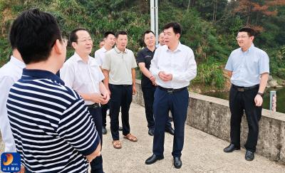 V视丨吴涛在巡林巡库暨一盘丘矿区开发调研中强调：坚持生态优先 绿色发展 高质量推进矿产资源开发利用