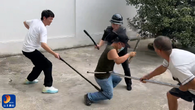 筑牢校园安全防线 警校携手护“童”行 ——石印小学联合慈口派出所成功举行防暴力入侵安全演练
