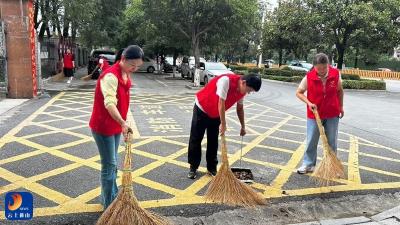 【清洁家园在行动】通羊镇：万人同心洁家园 文明底色亮起来