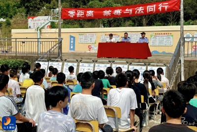 筑牢校园安全防线 ——黄沙铺镇万家学校举办禁毒法制宣传讲座