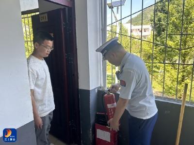县消防救援大队：联合多部门开展校园消防安全专项检查