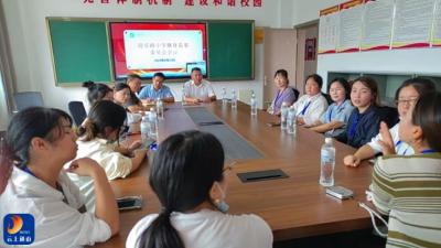 迎宾路小学：“食” 力担当，家校共 “膳”