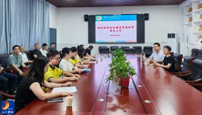 杭州恒生数字设备科技有限公司赴县实验中学考察教育信息化工作