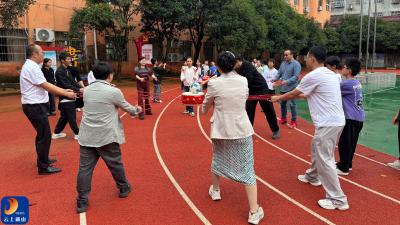 洪港镇中小学联动开展心理健康教育活动 护航青少年成长    