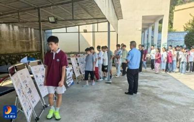 闯王镇中心戒毒社区禁毒宣传走进宝石中学  