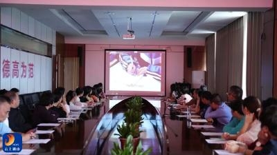 聚焦“食”事 | 通山一中成立膳食监督家长委员会，开启家校协同新篇章