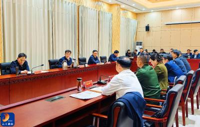 吴涛主持召开县委常委会会议