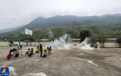 珍爱生命，远离火灾——慈口乡乌岩小学开展防火应急演练