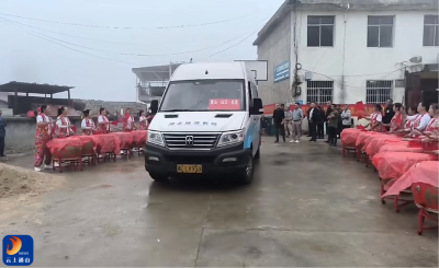 党心连民心 公交暖山村