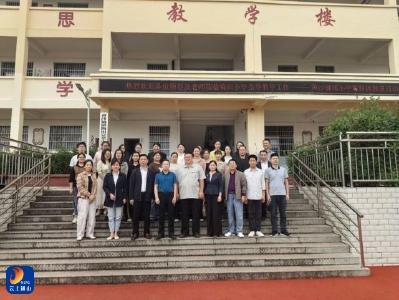 食安检查固防，教研指导启新—— 通山县指导组到梅田小学检查与教研