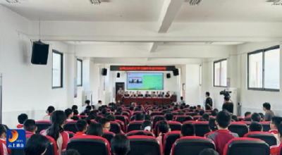 篮球逐梦，公益暖乡——春雨项目携运动员卢鹏程走进黄沙铺镇中小学  