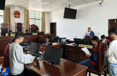 南林司法所：开展“模拟法庭”进校园活动 以沉浸式普法点亮青少年法治明灯