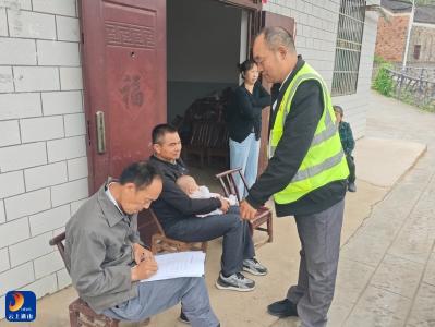 大畈镇：签好防火承诺 筑牢秋冬“绿色屏障”