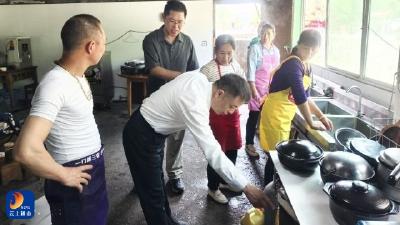 县住建局：全面推进燃气治理 铁腕筑牢安全防线 