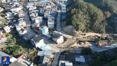 三界路口出口通车 有效缓解出行难题