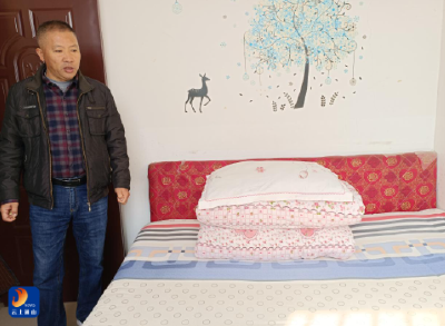 杨芳林乡中心学校开展全域卫生大评比活动