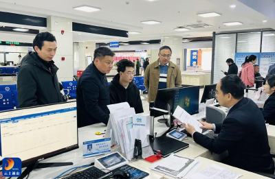 一线体验破堵点 流程再造提效能——通山县卫健局积极开展“局长走流程”活动