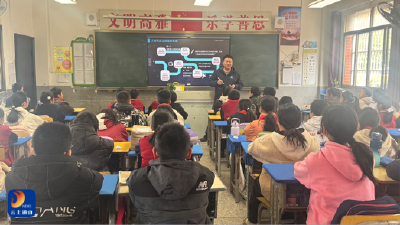 南林桥镇南林小学：“流动少年宫”进校园 科技公益课播撒AI种子