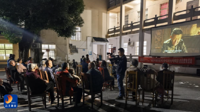 慈口乡：公益电影下乡 点亮乡村夜生活 