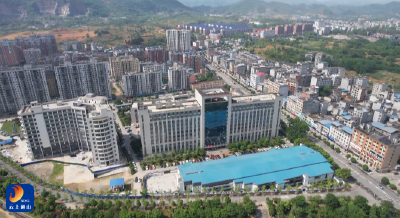 掌心的光：通山县人民医院的生命礼赞​