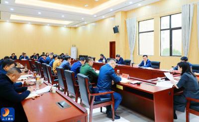 V视丨吴涛主持召开县委常委会会议