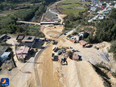 洪港镇攻坚推进106国道镇区1.5公里改造工程