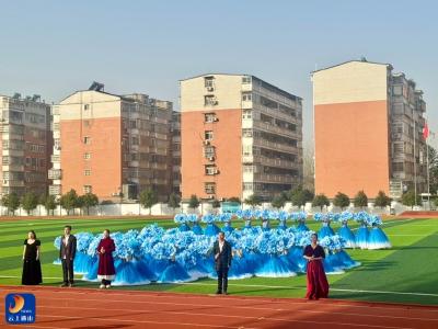 青春激扬 追求卓越 ——县明德中学第四届田径运动会隆重开幕