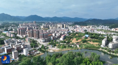 V视丨《学精神·谋发展——学习贯彻党的二十届四中全会精神》县教育局：以“三维发力”书写高质量育人答卷