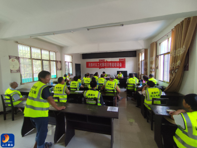 南林桥镇港路村：初冬施工忙 赈济暖民心以工代赈项目绘就乡村振兴新图景