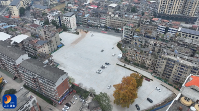 【民声里的幸福答卷】V视丨县老人民医院停车场启用 “亲民价”破解停车难