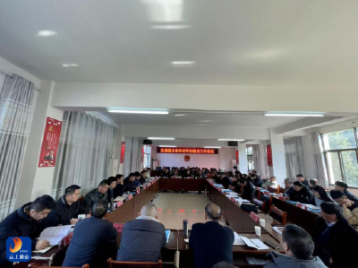 洪港镇：“敲门行动”传温情 法治护航筑平安 