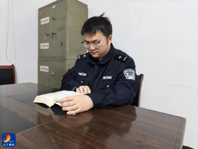 新警成长记|通山公安徐宇辰：藏蓝染梦时，心火映长街